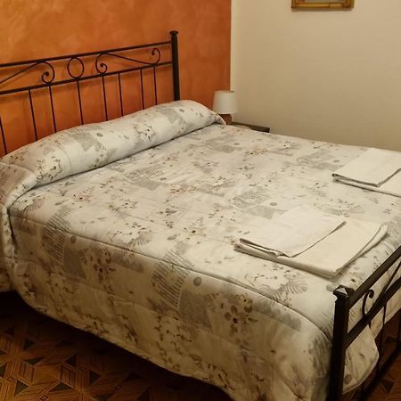 B&B I Lazzarini Sarnico Exteriör bild